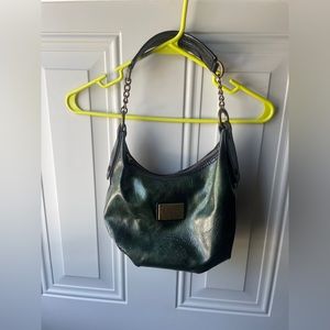 EUC Simply Vera Wang small purse! Beautiful green!